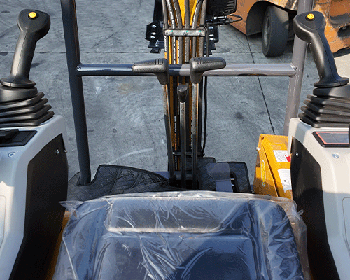 2 T Kaivinkone Myytävänä