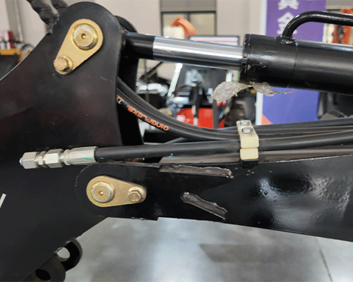 1,2 tonnin pieni kaivinkone 1,2 tonnin pieni kaivinkone